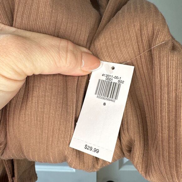 NWT Old Navy Bodysuit Sz S - Picture 5 of 5